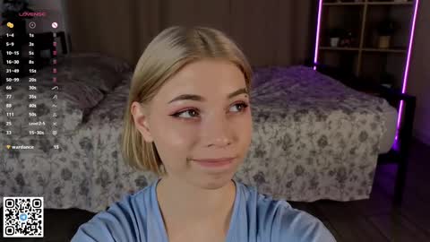 Emilia online show from January 2025 04:19:02 AM