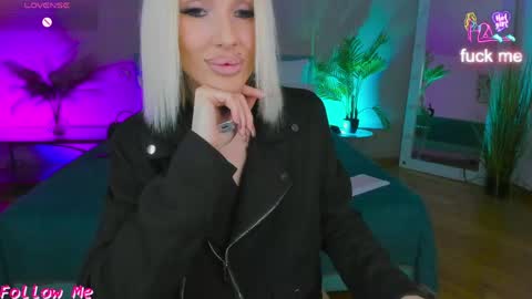 Snapshot of fallen1_angel chatting on May 2026 11:02:02 PM Lana online show from May 2026 11:02:02 PM