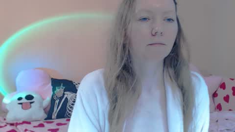 Snapshot of fanatka chatting on March 2026 05:44:01 AM BUNNYGal online show from March 2026 05:44:01 AM