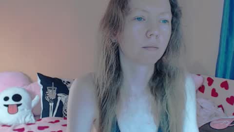 Snapshot of fanatka chatting on March 2026 04:28:02 AM BUNNYGal online show from March 2026 04:28:02 AM