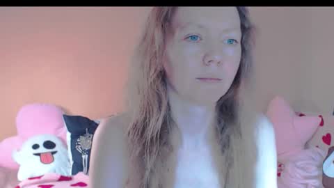 Snapshot of fanatka chatting on March 2026 05:02:02 AM BUNNYGal online show from March 2026 05:02:02 AM
