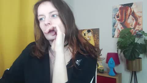 Nadine online show from March 2025 06:18:02 AM