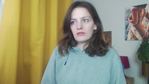 Nadine online show from October 2025 05:44:02 AM