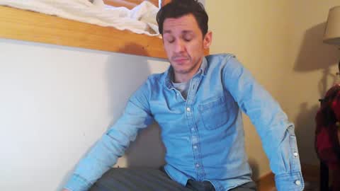 Snapshot of fanfriction chatting on January 2025 07:03:01 PM Fan Friction online show from January 2025 07:03:01 PM