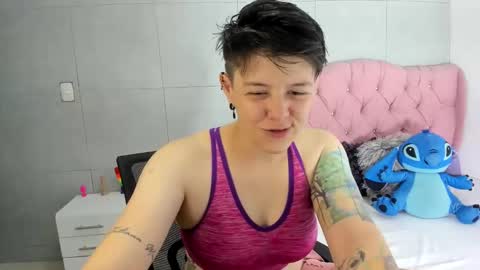 Snapshot of fanny_18 chatting on September 2025 02:25:01 AM FANNY online show from September 2025 02:25:01 AM