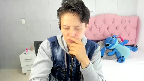 Snapshot of fanny_18 chatting on October 2025 04:11:01 AM FANNY online show from October 2025 04:11:01 AM