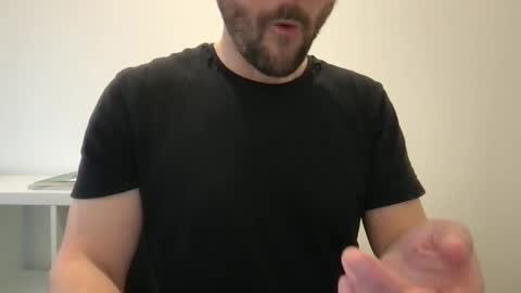 Snapshot of fantacyland chatting on January 2025 01:09:01 PM Alex online show from January 2025 01:09:01 PM