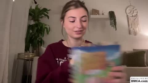 Snapshot of fantasyella chatting on January 2025 06:30:02 AM Ella online show from January 2025 06:30:02 AM