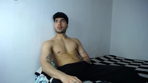 farid_24 online show from February 2026 12:22:02 AM