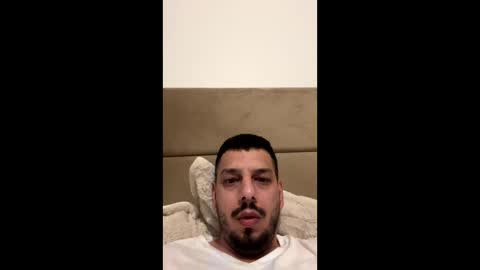 faried92 online show from October 2025 04:49:01 PM