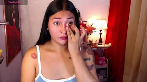 Snapshot of farrah_usan chatting on March 2026 10:54:02 AM farrah_usan online show from March 2026 10:54:02 AM