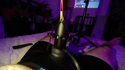 Snapshot of farty_sluts chatting on March 2025 10:17:01 AM farty_sluts online show from March 2025 10:17:01 AM