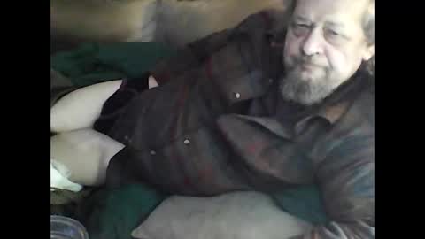 HoneyCumJuice4U online show from December 2025 10:27:02 PM