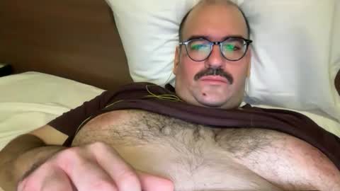 Snapshot of fatandfurry chatting on October 2025 11:05:01 PM Mammouth online show from October 2025 11:05:01 PM