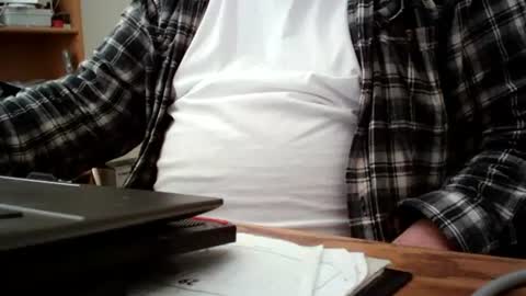 fatbellyitalian3 online show from November 2025 01:33:02 PM