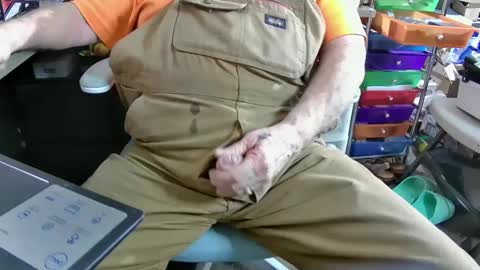 Fred. online show from February 2025 07:57:02 AM