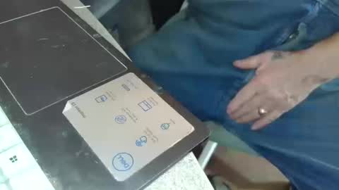 Fred. online show from October 2025 06:51:01 PM