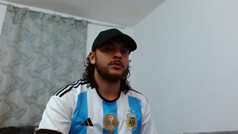 Snapshot of favid95 chatting on September 2025 04:47:01 AM favid95 online show from September 2025 04:47:01 AM