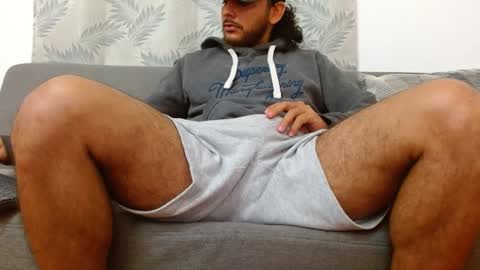 Snapshot of favid95 chatting on September 2025 12:42:02 PM favid95 online show from September 2025 12:42:02 PM