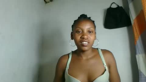 fayence09 online show from October 2025 06:40:02 PM