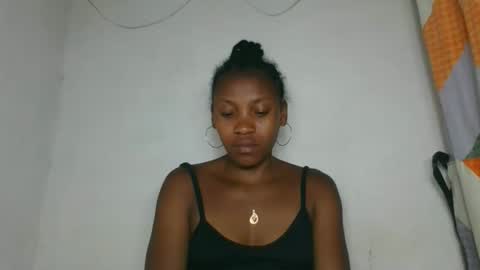 fayence09 online show from November 2025 07:30:01 AM