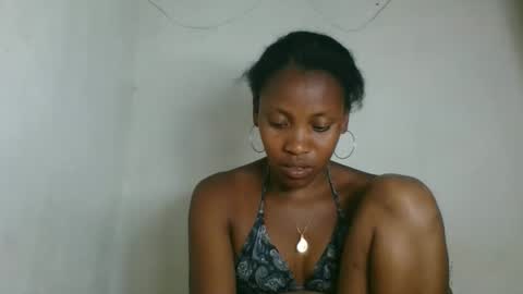 fayence09 online show from November 2025 09:40:01 AM