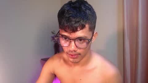 Josh online show from October 2025 09:01:01 PM