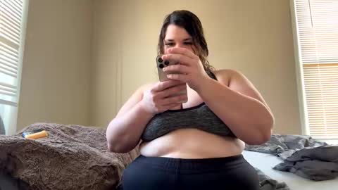 Fee  online show from November 2025 03:46:01 PM