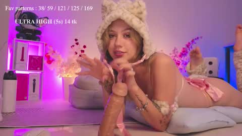 Snapshot of feelbetterwithme chatting on October 2025 04:01:02 AM Princess Kate HOT ANAL VID ON FANSLY Help me reach 100 likes online show from October 2025 04:01:02 AM