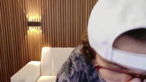 Feelena online show from February 2026 05:53:02 PM