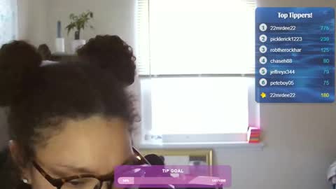 Soley online show from January 2025 10:22:01 PM