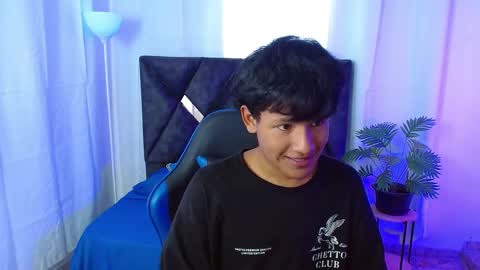 Felix online show from October 2025 08:05:02 PM