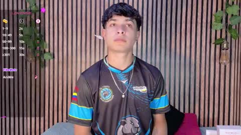 Snapshot of felipe_boy_18 chatting on September 2025 03:23:02 AM felipe_boy_18 online show from September 2025 03:23:02 AM