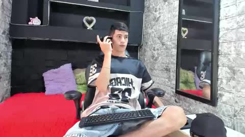 Snapshot of felipe_fiire chatting on May 2026 02:57:01 PM felipe fiire online show from May 2026 02:57:01 PM