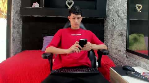 Snapshot of felipe_fiire chatting on May 2026 02:12:01 PM felipe fiire online show from May 2026 02:12:01 PM