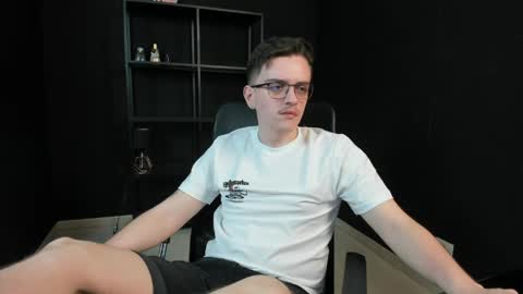 FelixStark online show from May 2026 05:02:02 AM