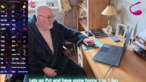 Snapshot of fellainsp8 chatting on May 2026 07:16:02 AM Adam online show from May 2026 07:16:02 AM