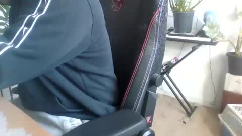 Snapshot of fem_alice_louis_dom chatting on October 2025 09:00:02 AM fem_alice_louis_dom online show from October 2025 09:00:02 AM