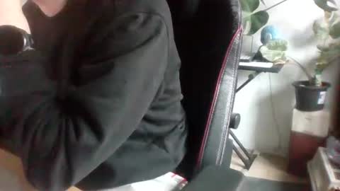 Snapshot of fem_alice_louis_dom chatting on November 2025 08:41:01 AM fem_alice_louis_dom online show from November 2025 08:41:01 AM