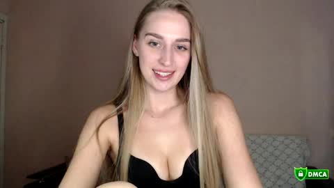 Snapshot of femkedejager chatting on June 2026 08:11:01 PM Femke online show from June 2026 08:11:01 PM