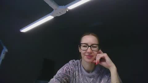 feraliss online show from June 2026 11:54:01 AM