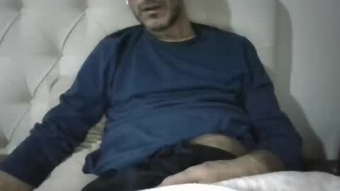 ferdaanil077 online show from October 2025 11:27:02 PM