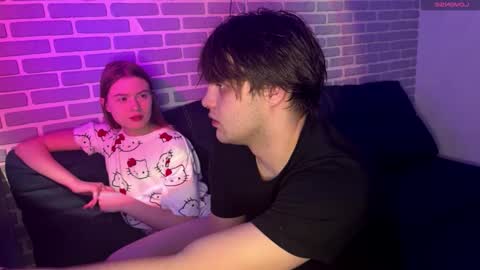 Tina and Tomas online show from October 2025 02:06:01 PM