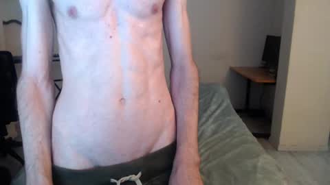 Snapshot of feuerfree chatting on March 2025 03:41:01 AM FeuerHeat online show from March 2025 03:41:01 AM