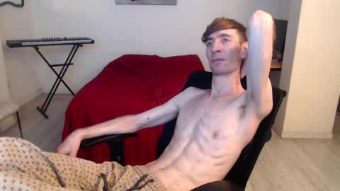 Snapshot of feuerfree chatting on March 2025 04:24:01 AM FeuerHeat online show from March 2025 04:24:01 AM