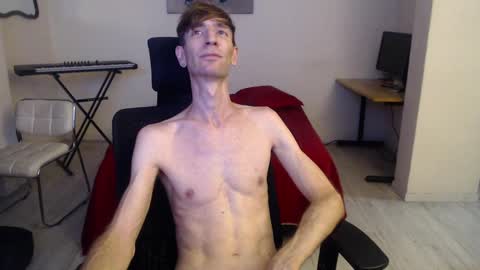 Snapshot of feuerfree chatting on March 2025 03:51:02 AM FeuerHeat online show from March 2025 03:51:02 AM