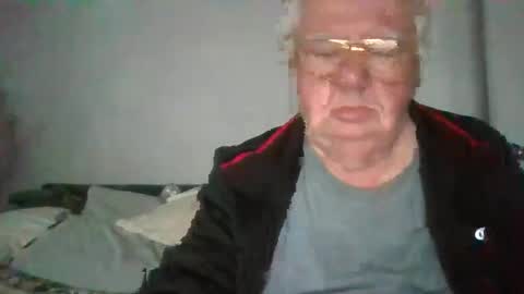 fewxtrapounds985 online show from September 2025 04:01:02 PM