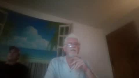 Snapshot of fgwjr chatting on October 2025 10:11:02 AM feegee online show from October 2025 10:11:02 AM