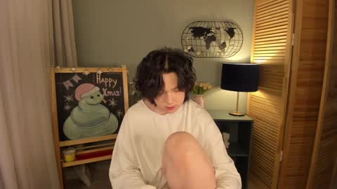 fiamoory online show from January 2025 07:43:02 AM