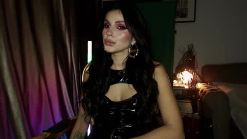 Snapshot of fiercehuntress chatting on October 2025 10:53:02 PM Goddess Katerina online show from October 2025 10:53:02 PM